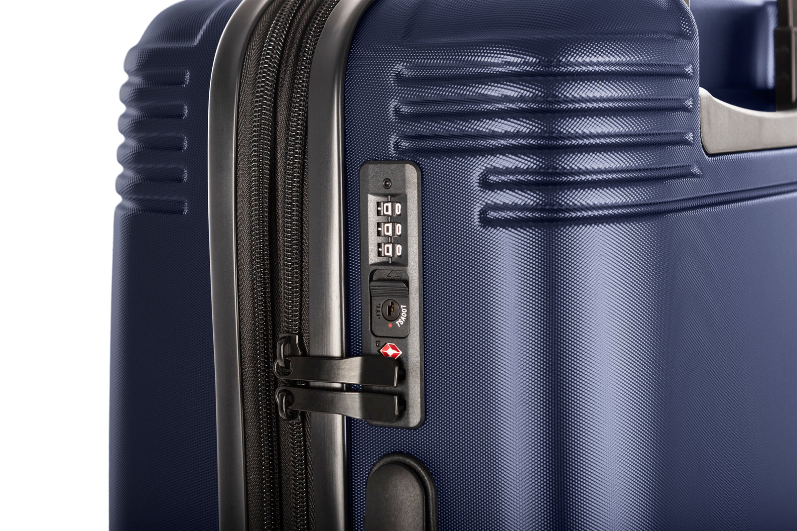 Bugatti Nashville 29.5" Hardside Luggage Navy