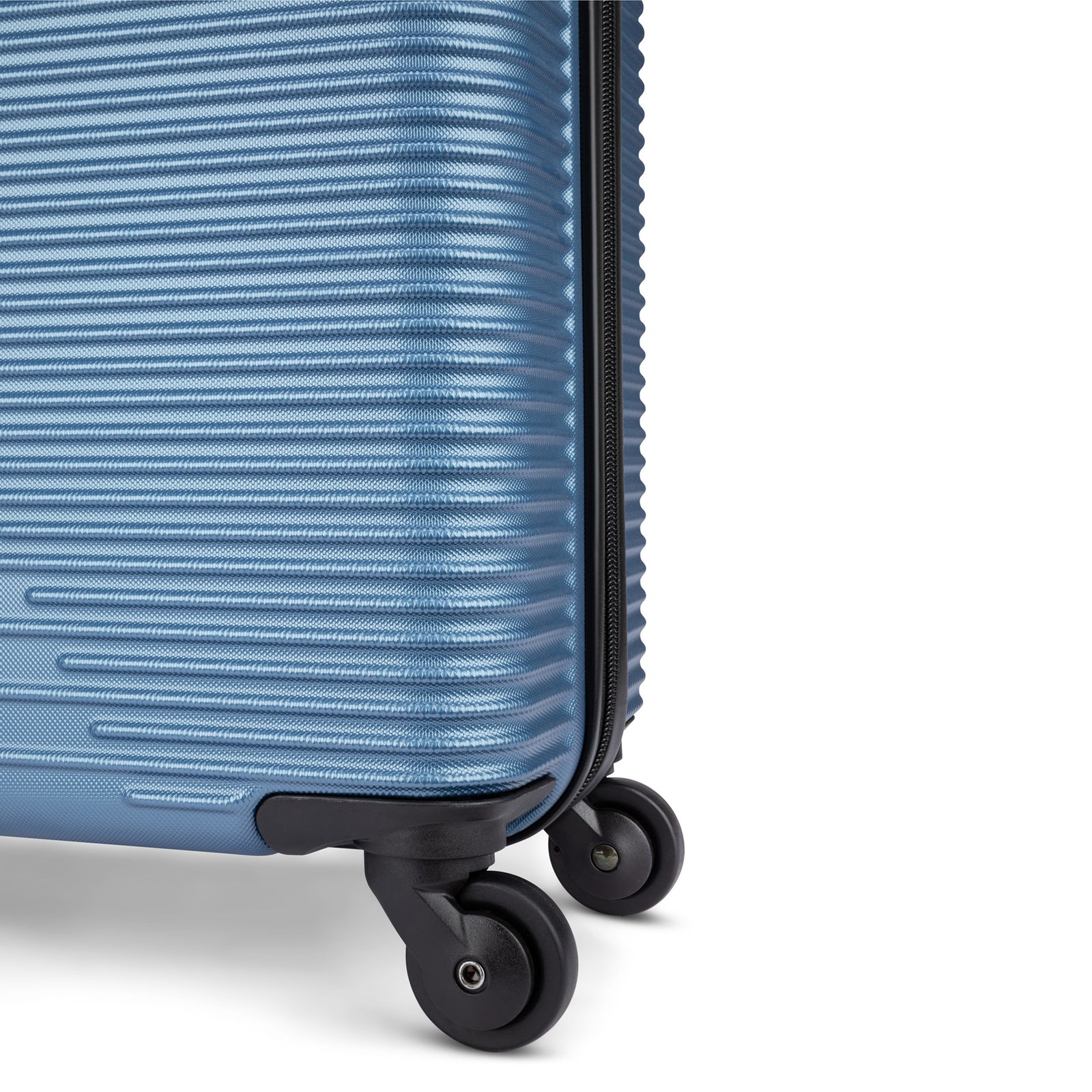 Atlantic Swerve 19" Carry-on Luggage Blue Ashes