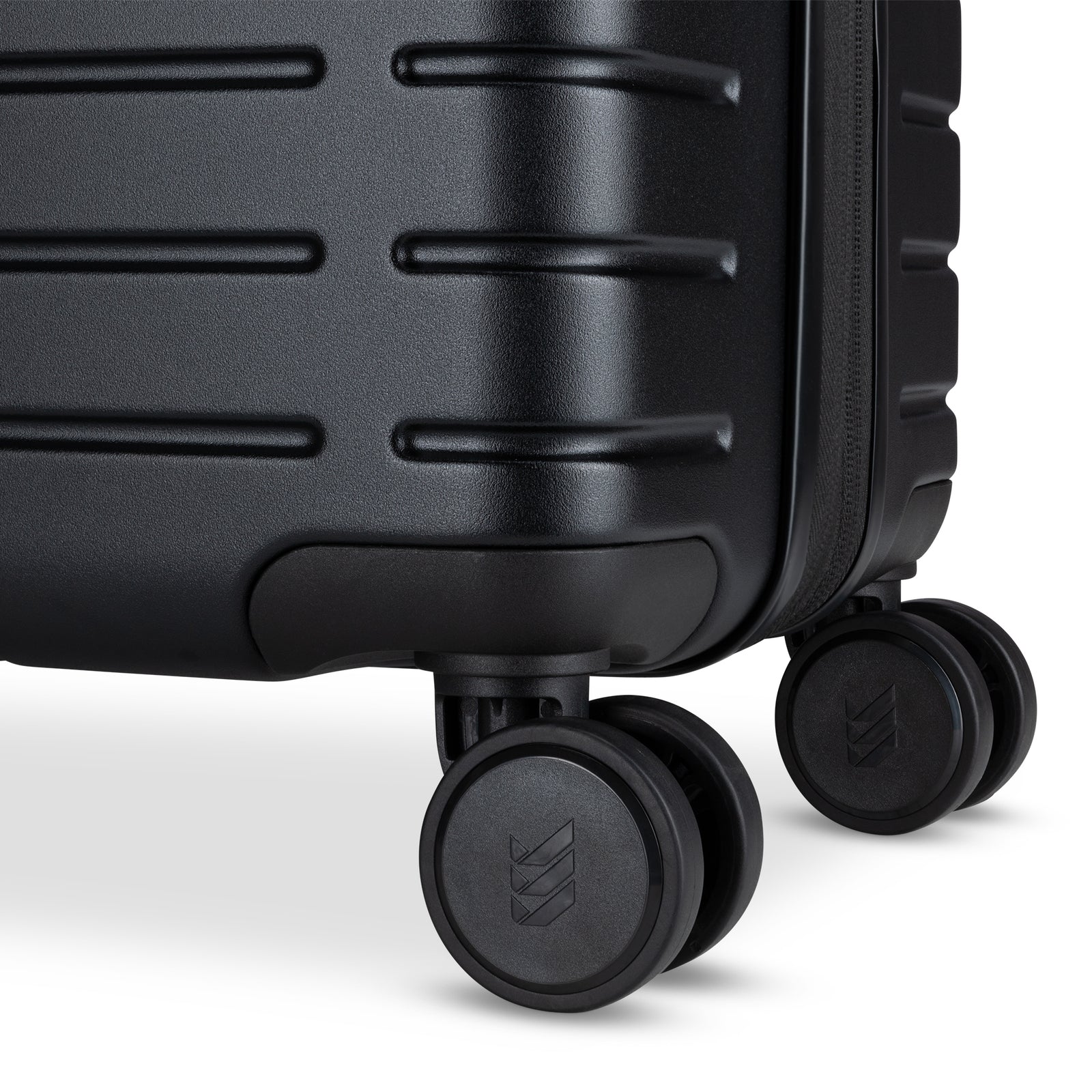 Travelite Epicure 19" Hardside Carry on Spinner Luggage Black