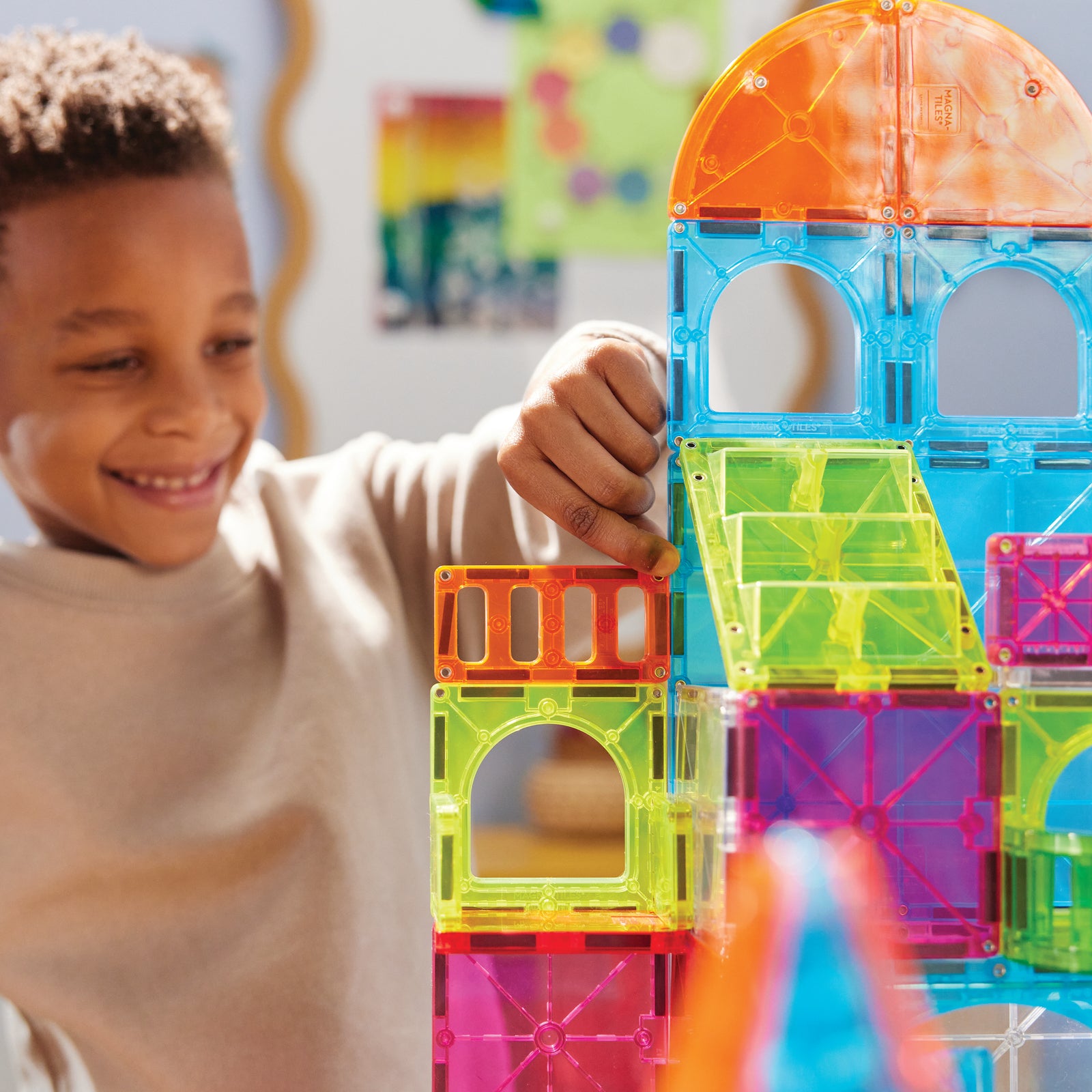 Magna-Tiles City Center 110 Piece Magnetic Construction Set