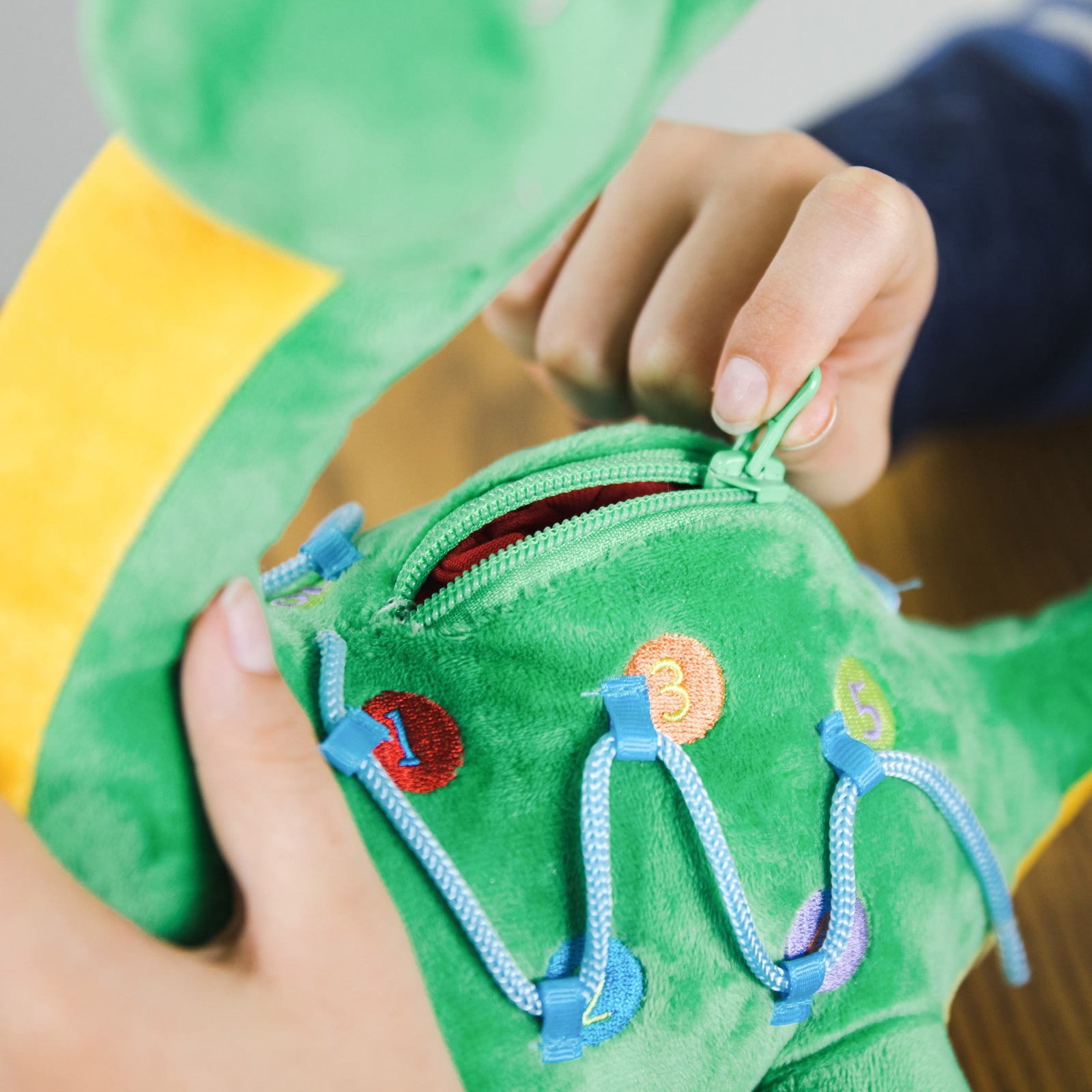 Bouncyband Busy Bee Sensory Activity Toy Dinosaur