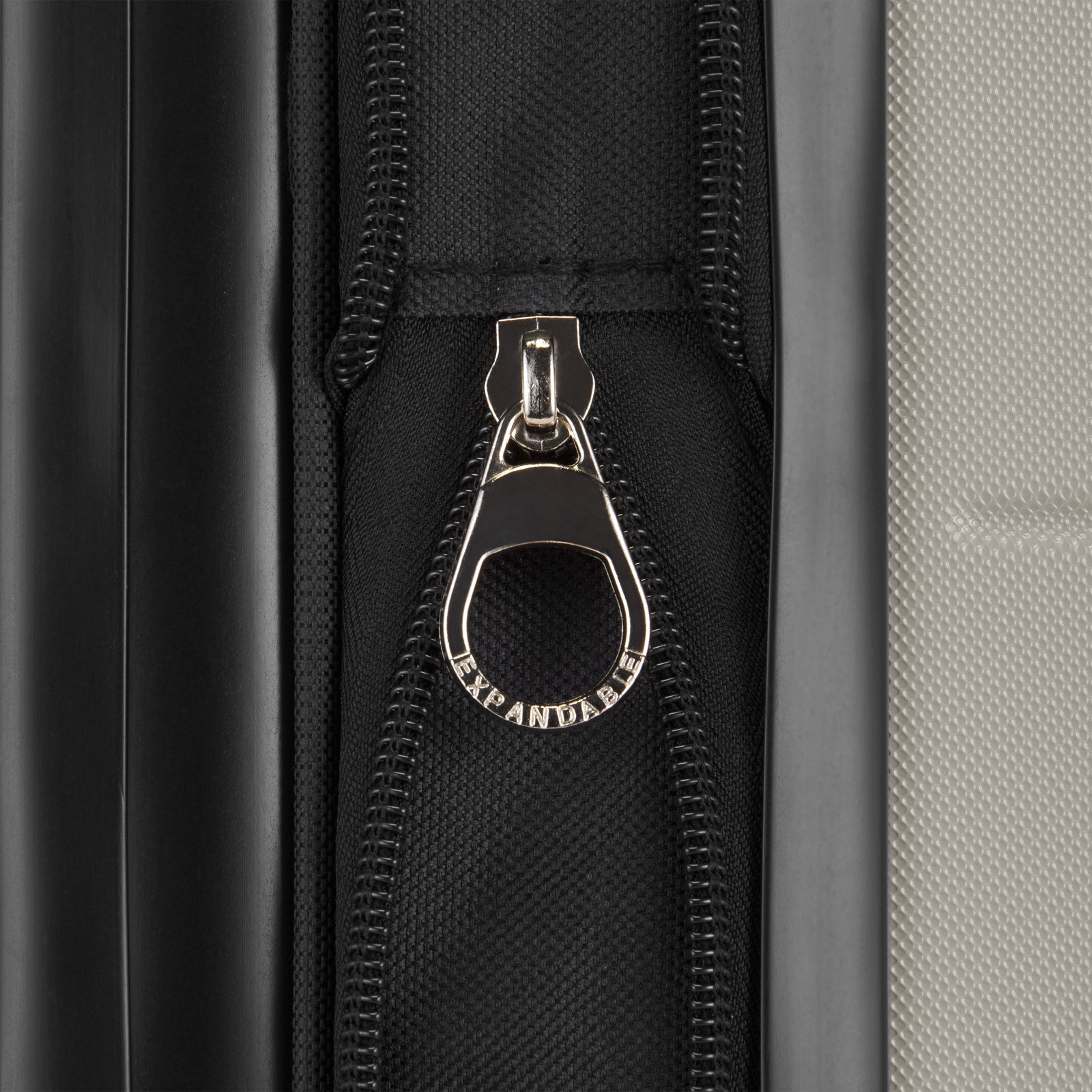 BondStreet Panoramic 30.5" Hardside Check-In Luggage Desert Grey