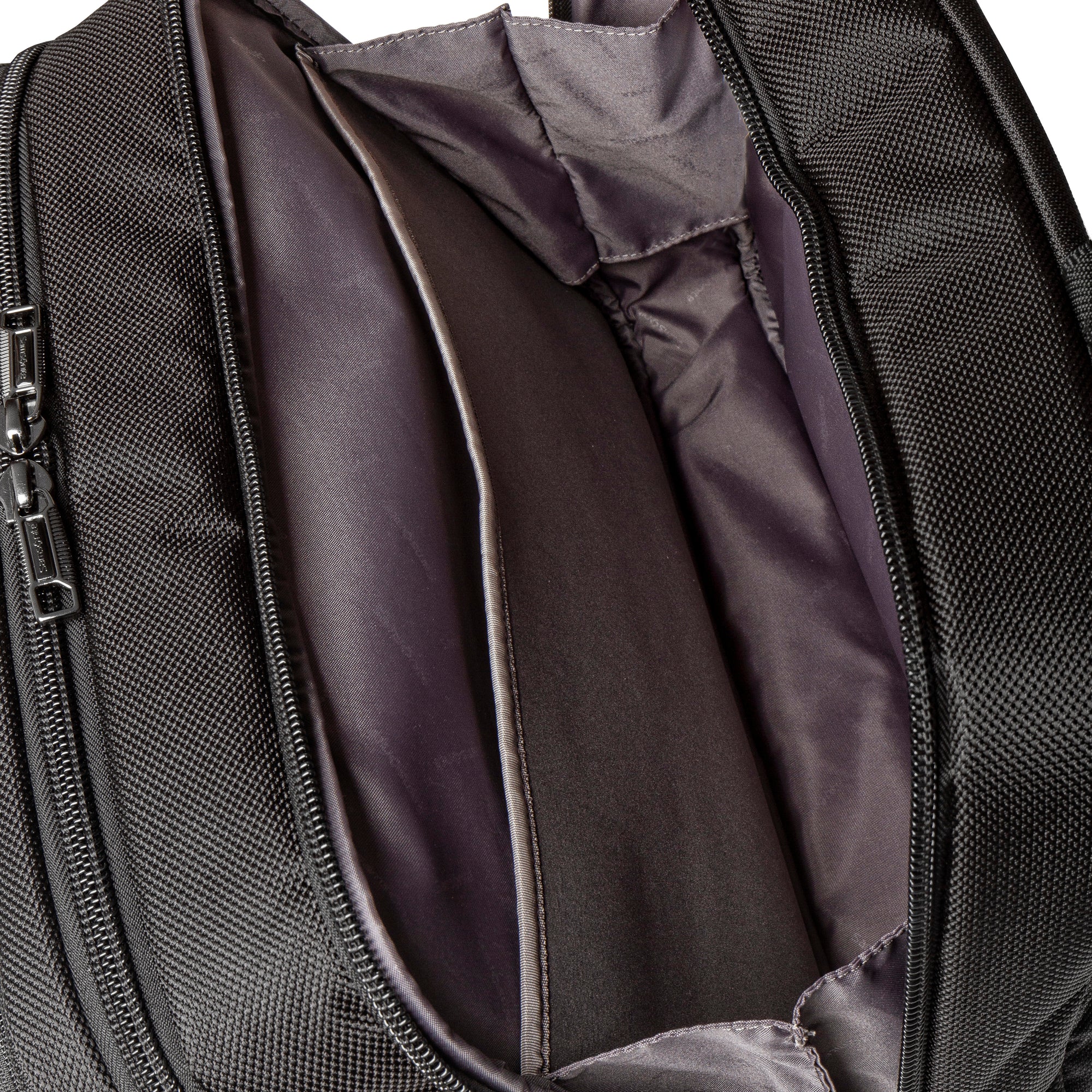 Samsonite Flight Series 2 Piece Softside Luggage Set Black
