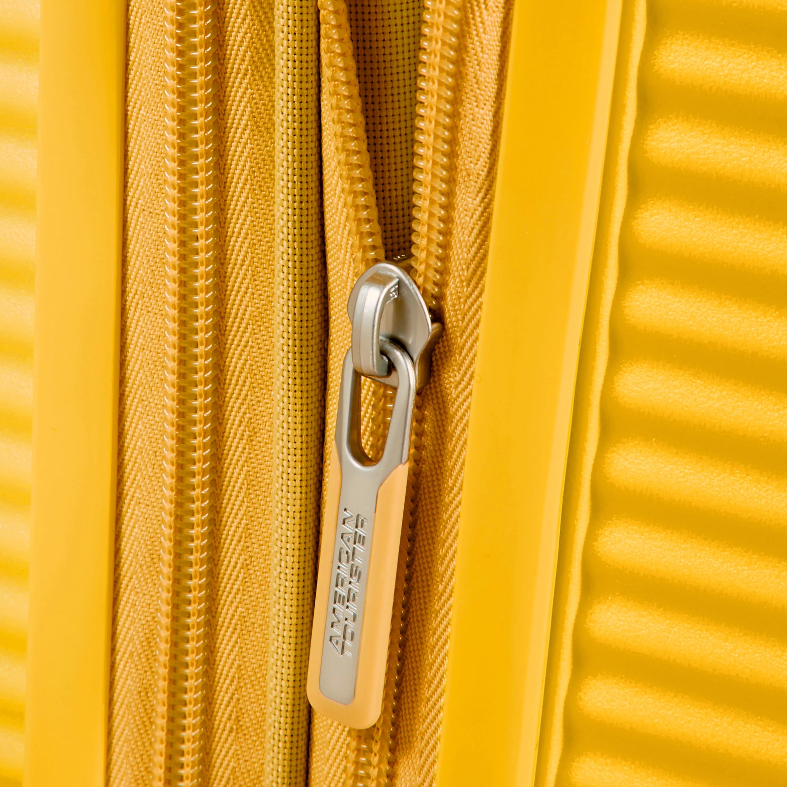 American Tourister Curio 30" Large Expandable Hardside Spinner Luggage Yellow
