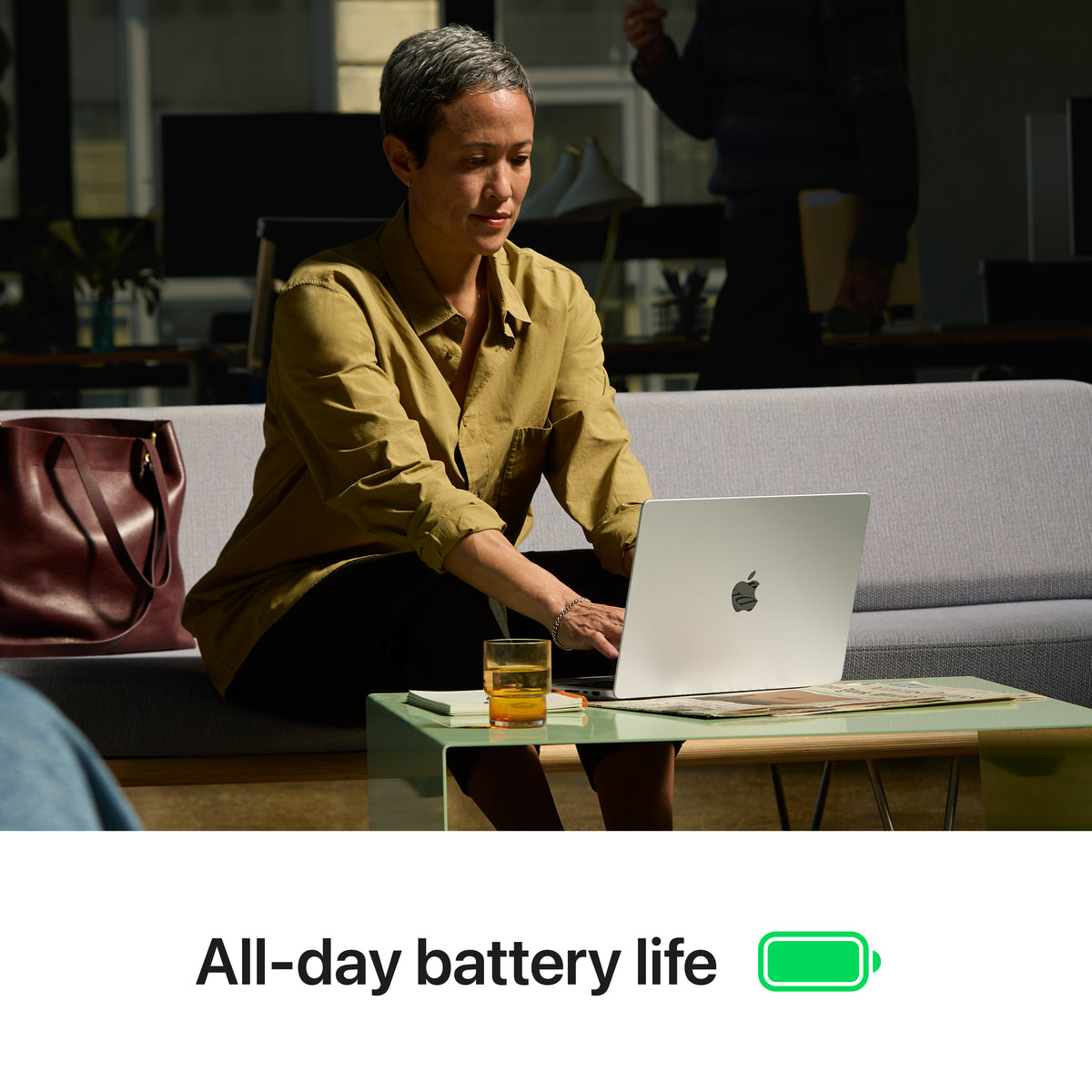 Apple MacBook Pro MX2F3LL/A 14.2" Silver