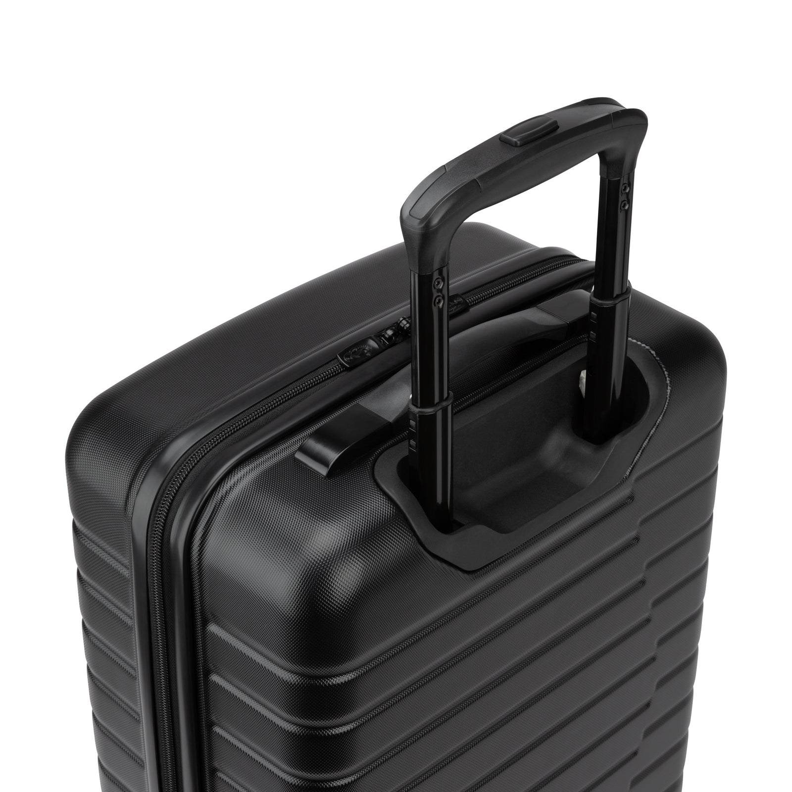 Atlantic Riptide 19" Carry On Luggage Black
