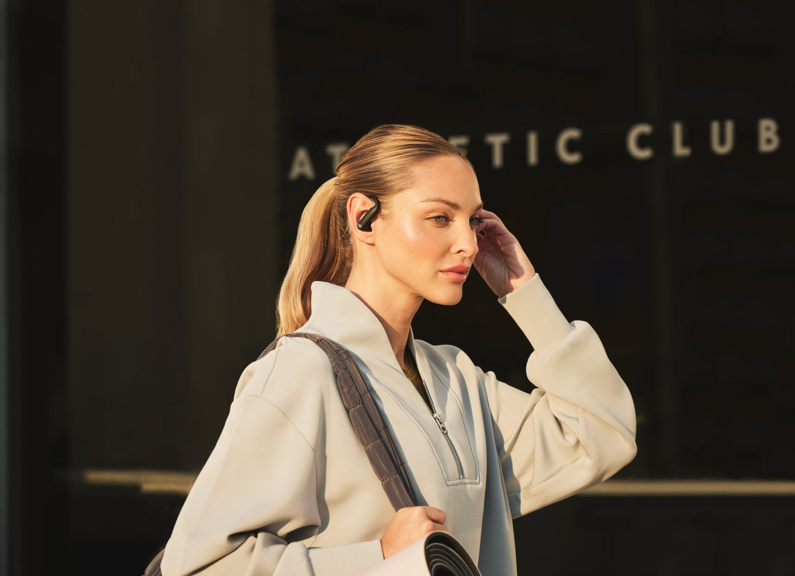 Beats Powerbeats Pro 2 MX723LL/A Earbuds Jet Black