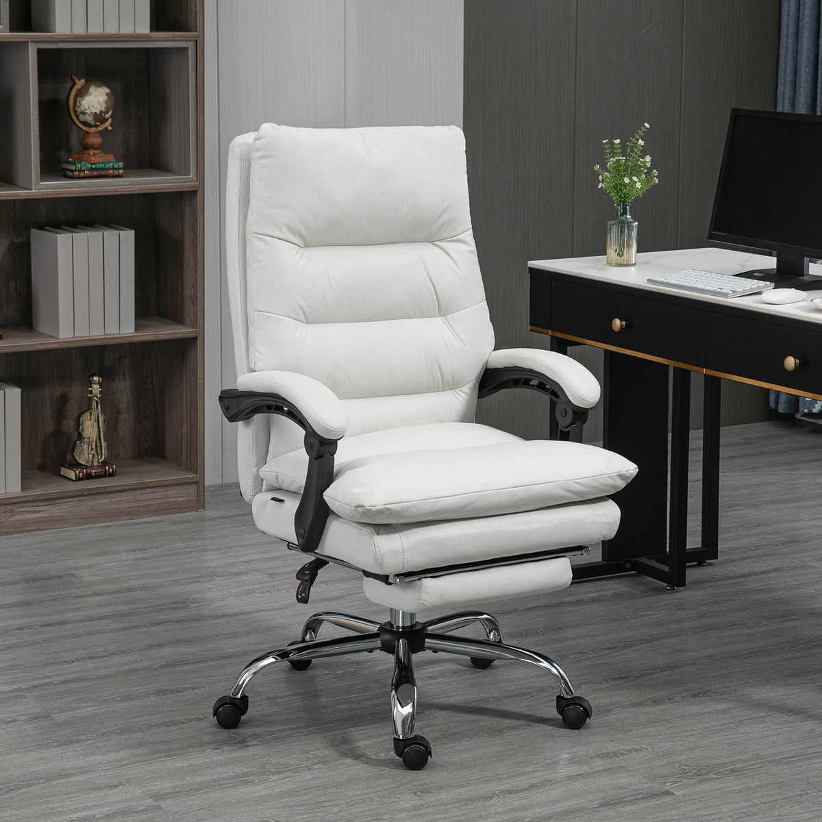 Vinsetto Executive Office Chair with Footrest and 6-Point Massage and Heat Cream