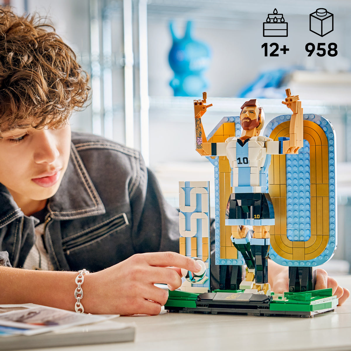 LEGO Editions Sports Soccer Legend Lionel Messi