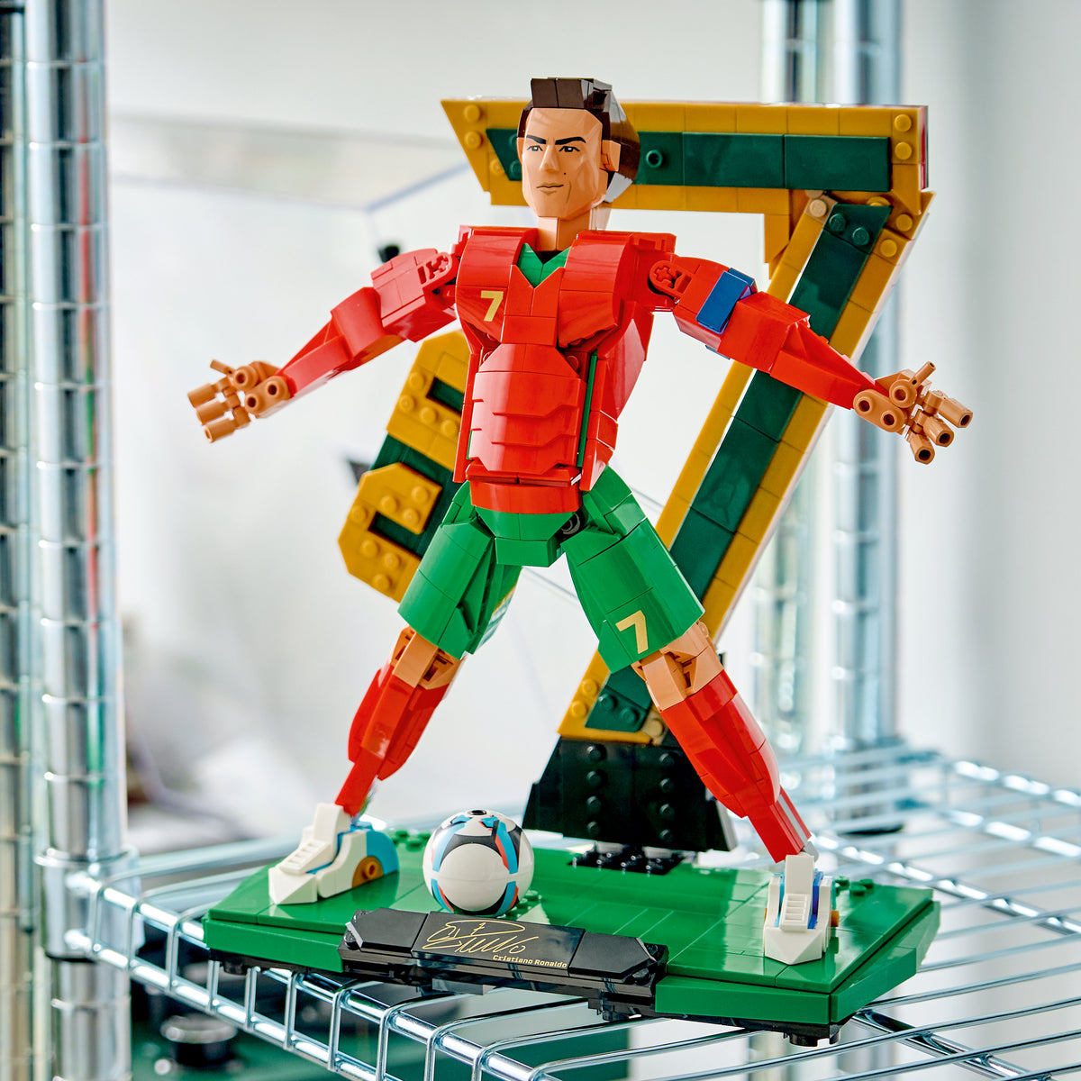 LEGO Editions Sports Soccer Legend Cristiano Ronaldo