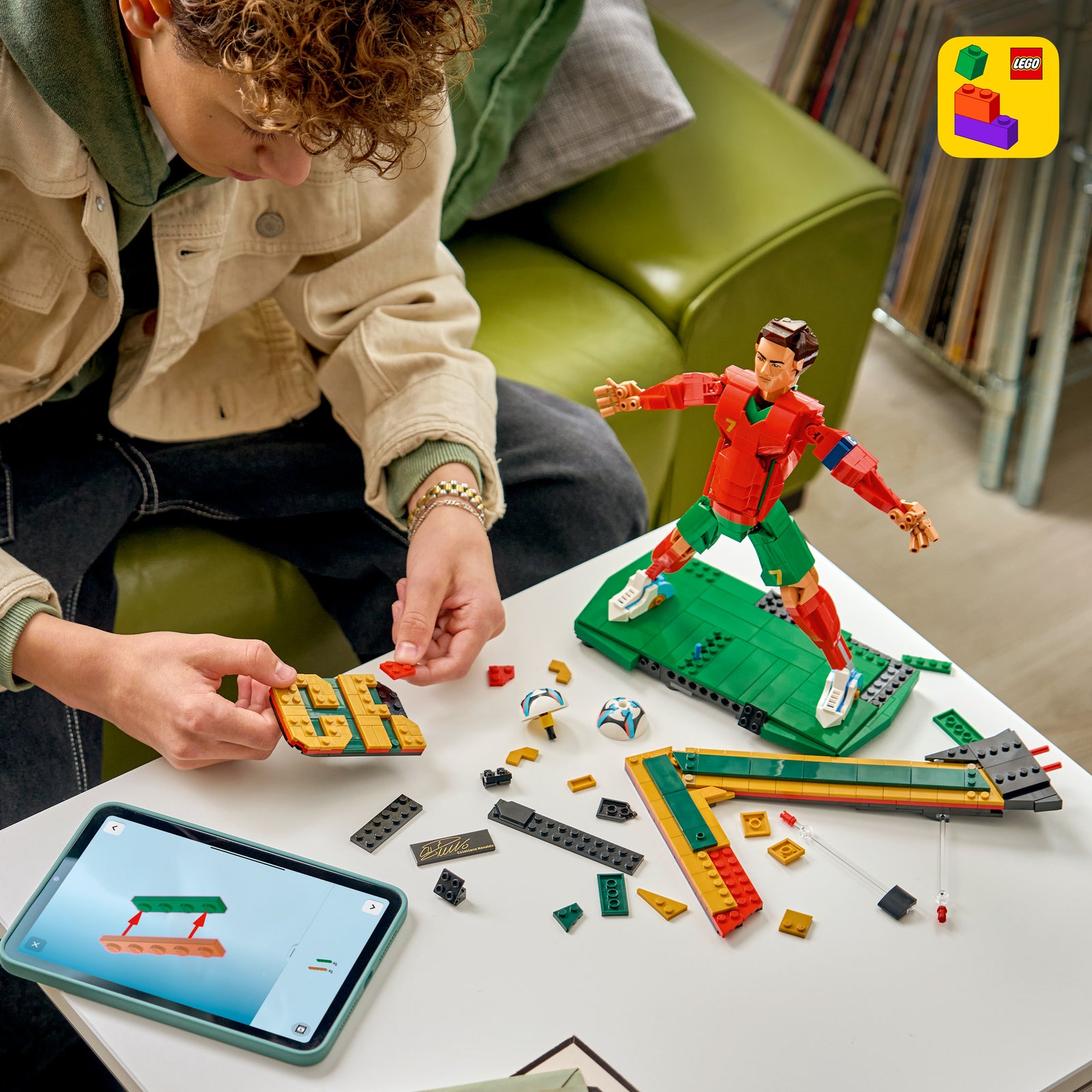 LEGO Editions Sports Soccer Legend Cristiano Ronaldo