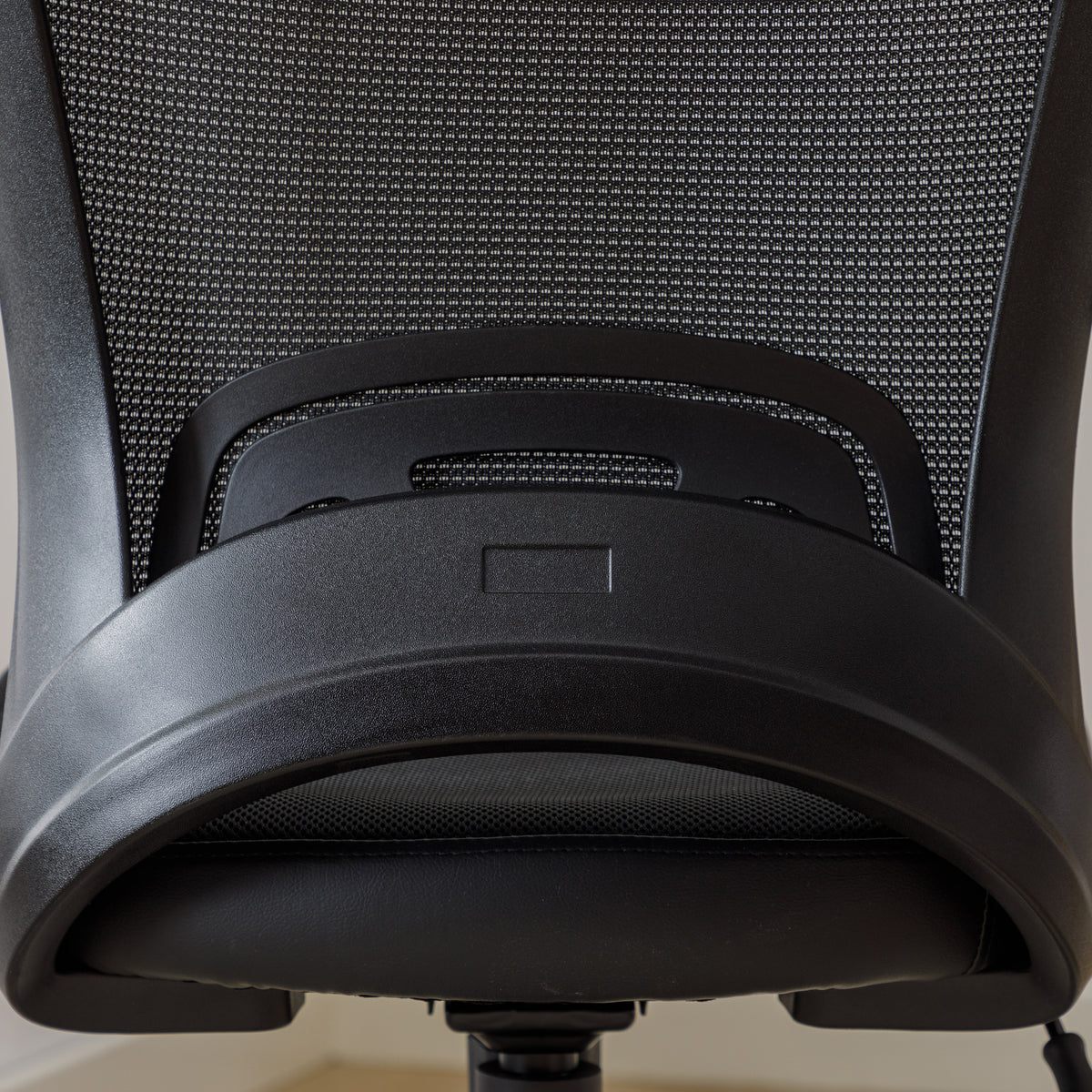 True Innovations Mesh Task Chair Black