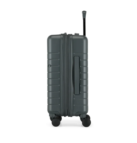 Bugatti Munich 21" Hardside Carry On Luggage Pewter Green