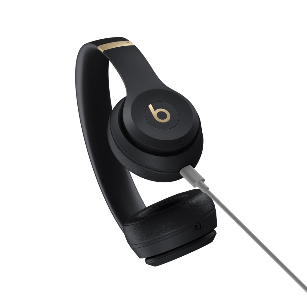 Beats Solo 4 MC2L4LL/A Wireless Headphones Black/Gold